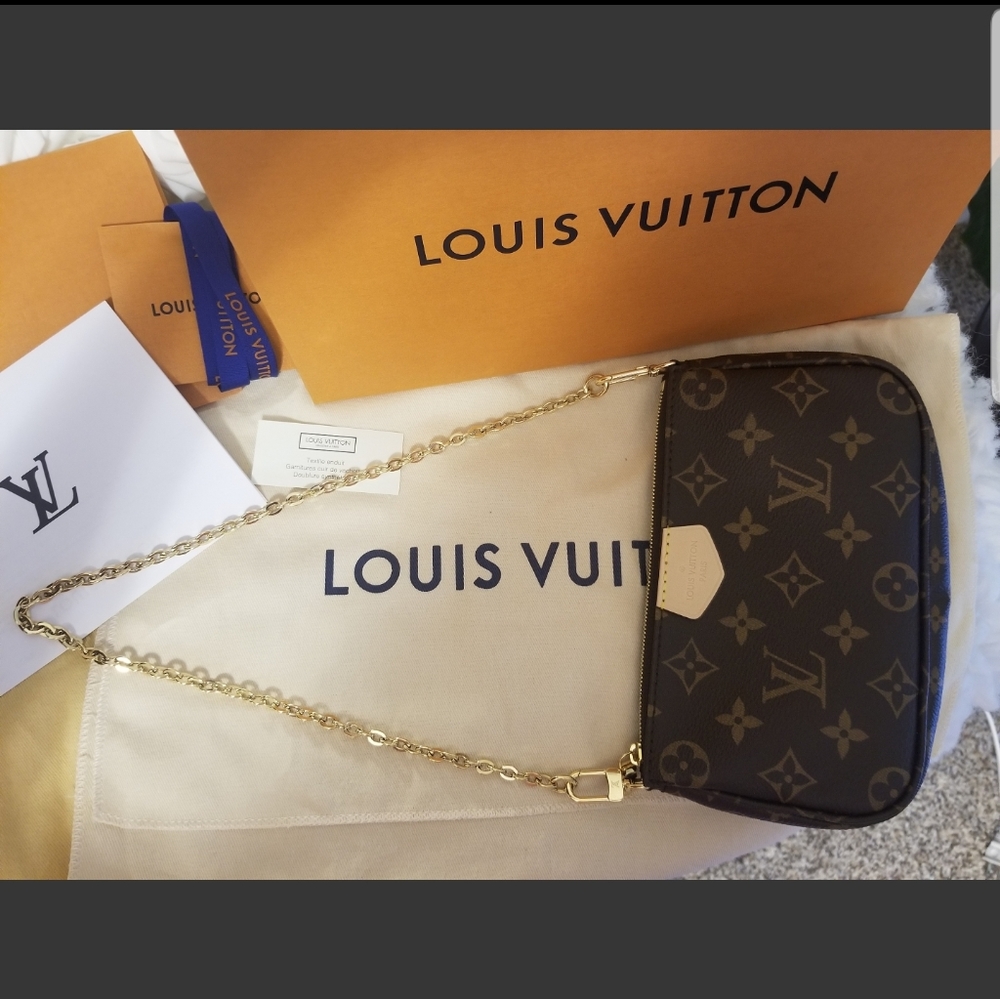 Authentic Louis Vuitton multi pochette bag